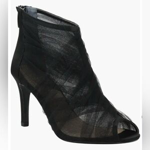 J Renee Charisma Black Mesh See-Through Peep Toe Ankle Booties Dress Size 7